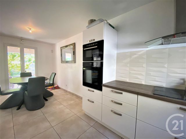 maison à vendre - 5 pièces - 93.0 m2 - ARLES - 13 - PROVENCE-ALPES-COTE-D-AZUR - Century 21 Arelate Immo maison à vendre - 5 pièces - 93.0 m2 - ARLES - 13 - PROVENCE-ALPES-COTE-D-AZUR - Century 21 Arelate Immo