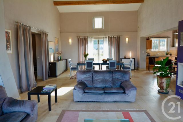 maison à vendre - 7 pièces - 214.18 m2 - ALLEINS - 13 - PROVENCE-ALPES-COTE-D-AZUR - Century 21 Arelate Immo maison à vendre - 7 pièces - 214.18 m2 - ALLEINS - 13 - PROVENCE-ALPES-COTE-D-AZUR - Century 21 Arelate Immo