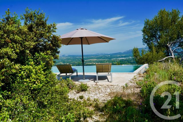 maison à vendre - 7 pièces - 214.18 m2 - ALLEINS - 13 - PROVENCE-ALPES-COTE-D-AZUR - Century 21 Arelate Immo maison à vendre - 7 pièces - 214.18 m2 - ALLEINS - 13 - PROVENCE-ALPES-COTE-D-AZUR - Century 21 Arelate Immo