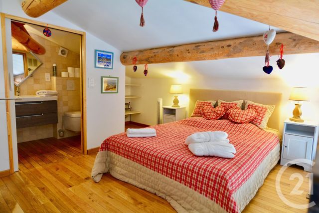 maison à vendre - 7 pièces - 214.18 m2 - ALLEINS - 13 - PROVENCE-ALPES-COTE-D-AZUR - Century 21 Arelate Immo maison à vendre - 7 pièces - 214.18 m2 - ALLEINS - 13 - PROVENCE-ALPES-COTE-D-AZUR - Century 21 Arelate Immo