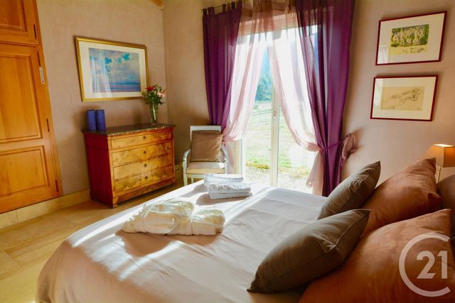 maison à vendre - 7 pièces - 214.18 m2 - ALLEINS - 13 - PROVENCE-ALPES-COTE-D-AZUR - Century 21 Arelate Immo maison à vendre - 7 pièces - 214.18 m2 - ALLEINS - 13 - PROVENCE-ALPES-COTE-D-AZUR - Century 21 Arelate Immo