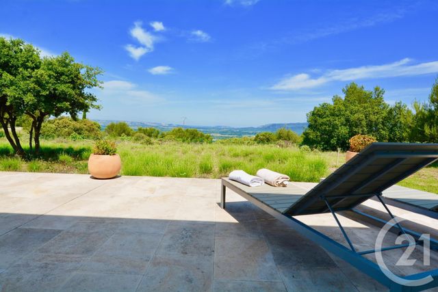 maison à vendre - 7 pièces - 214.18 m2 - ALLEINS - 13 - PROVENCE-ALPES-COTE-D-AZUR - Century 21 Arelate Immo maison à vendre - 7 pièces - 214.18 m2 - ALLEINS - 13 - PROVENCE-ALPES-COTE-D-AZUR - Century 21 Arelate Immo