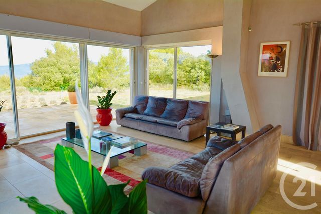 maison à vendre - 7 pièces - 214.18 m2 - ALLEINS - 13 - PROVENCE-ALPES-COTE-D-AZUR - Century 21 Arelate Immo maison à vendre - 7 pièces - 214.18 m2 - ALLEINS - 13 - PROVENCE-ALPES-COTE-D-AZUR - Century 21 Arelate Immo