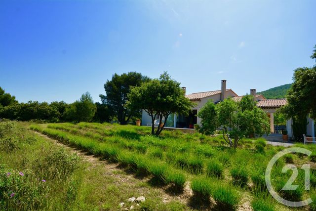 maison à vendre - 7 pièces - 214.18 m2 - ALLEINS - 13 - PROVENCE-ALPES-COTE-D-AZUR - Century 21 Arelate Immo maison à vendre - 7 pièces - 214.18 m2 - ALLEINS - 13 - PROVENCE-ALPES-COTE-D-AZUR - Century 21 Arelate Immo