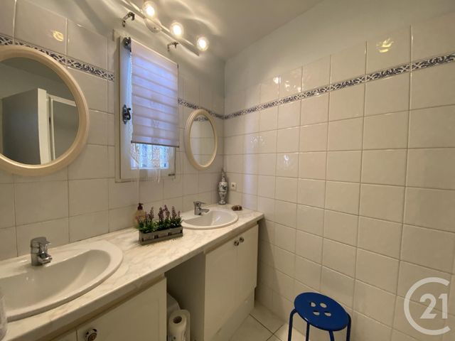 maison à vendre - 5 pièces - 141.31 m2 - ARLES - 13 - PROVENCE-ALPES-COTE-D-AZUR - Century 21 Arelate Immo maison à vendre - 5 pièces - 141.31 m2 - ARLES - 13 - PROVENCE-ALPES-COTE-D-AZUR - Century 21 Arelate Immo