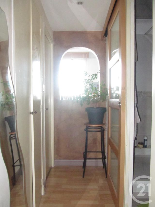Appartement F3 à vendre - 3 pièces - 77.92 m2 - ARLES - 13 - PROVENCE-ALPES-COTE-D-AZUR - Century 21 Arelate Immo Appartement F3 à vendre - 3 pièces - 77.92 m2 - ARLES - 13 - PROVENCE-ALPES-COTE-D-AZUR - Century 21 Arelate Immo
