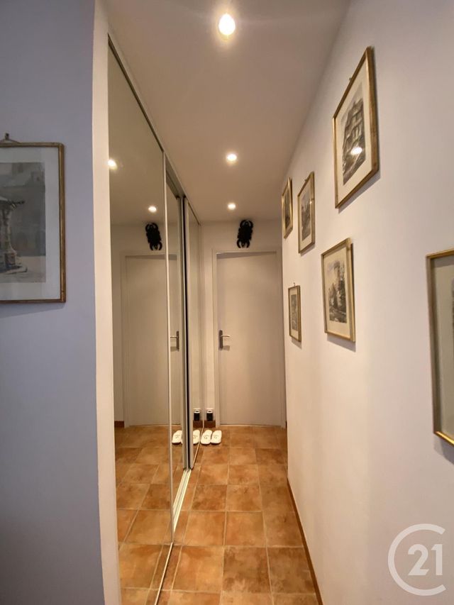 Appartement F3 à vendre - 3 pièces - 60.41 m2 - ARLES - 13 - PROVENCE-ALPES-COTE-D-AZUR - Century 21 Arelate Immo Appartement F3 à vendre - 3 pièces - 60.41 m2 - ARLES - 13 - PROVENCE-ALPES-COTE-D-AZUR - Century 21 Arelate Immo