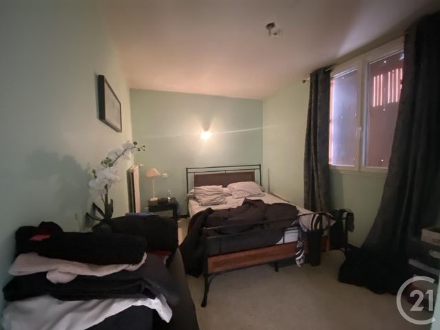 Afficher la photo en grand Appartement F3 à vendre - 3 pièces - 64.08 m2 - ARLES - 13 - PROVENCE-ALPES-COTE-D-AZUR - Century 21 Arelate Immo