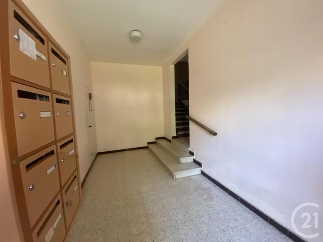 Afficher la photo en grand Appartement F3 à vendre - 3 pièces - 64.08 m2 - ARLES - 13 - PROVENCE-ALPES-COTE-D-AZUR - Century 21 Arelate Immo