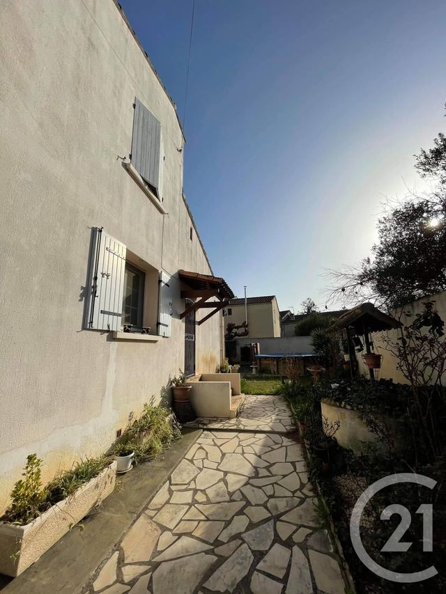maison à vendre - 5 pièces - 119.07 m2 - ARLES - 13 - PROVENCE-ALPES-COTE-D-AZUR - Century 21 Arelate Immo maison à vendre - 5 pièces - 119.07 m2 - ARLES - 13 - PROVENCE-ALPES-COTE-D-AZUR - Century 21 Arelate Immo