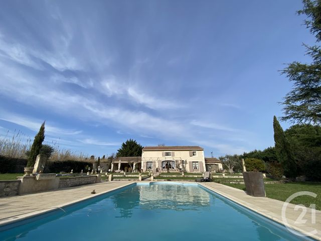 maison à vendre - 8 pièces - 230.28 m2 - GRAVESON - 13 - PROVENCE-ALPES-COTE-D-AZUR - Century 21 Arelate Immo maison à vendre - 8 pièces - 230.28 m2 - GRAVESON - 13 - PROVENCE-ALPES-COTE-D-AZUR - Century 21 Arelate Immo