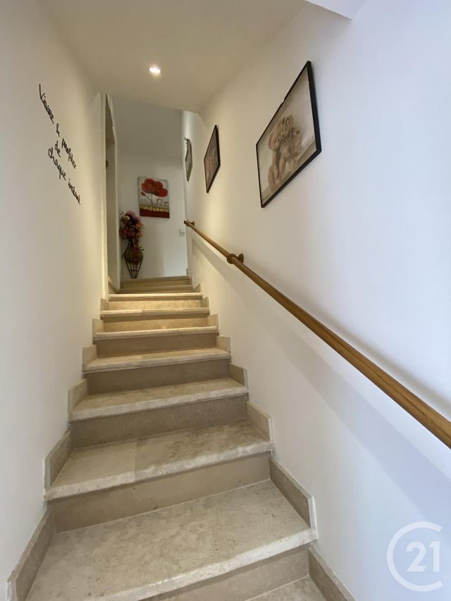 maison à vendre - 8 pièces - 230.28 m2 - GRAVESON - 13 - PROVENCE-ALPES-COTE-D-AZUR - Century 21 Arelate Immo maison à vendre - 8 pièces - 230.28 m2 - GRAVESON - 13 - PROVENCE-ALPES-COTE-D-AZUR - Century 21 Arelate Immo
