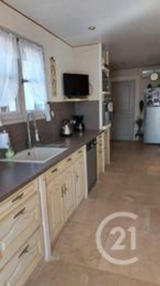 maison à vendre - 8 pièces - 230.28 m2 - GRAVESON - 13 - PROVENCE-ALPES-COTE-D-AZUR - Century 21 Arelate Immo maison à vendre - 8 pièces - 230.28 m2 - GRAVESON - 13 - PROVENCE-ALPES-COTE-D-AZUR - Century 21 Arelate Immo