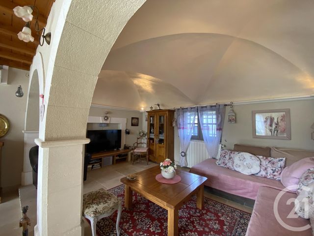 maison à vendre - 8 pièces - 230.28 m2 - GRAVESON - 13 - PROVENCE-ALPES-COTE-D-AZUR - Century 21 Arelate Immo maison à vendre - 8 pièces - 230.28 m2 - GRAVESON - 13 - PROVENCE-ALPES-COTE-D-AZUR - Century 21 Arelate Immo