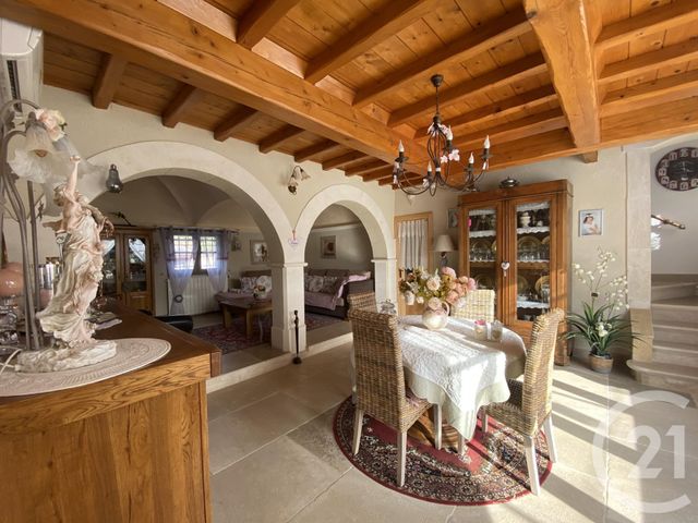 maison à vendre - 8 pièces - 230.28 m2 - GRAVESON - 13 - PROVENCE-ALPES-COTE-D-AZUR - Century 21 Arelate Immo maison à vendre - 8 pièces - 230.28 m2 - GRAVESON - 13 - PROVENCE-ALPES-COTE-D-AZUR - Century 21 Arelate Immo
