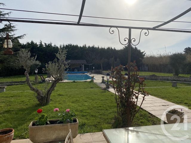 maison à vendre - 8 pièces - 230.28 m2 - GRAVESON - 13 - PROVENCE-ALPES-COTE-D-AZUR - Century 21 Arelate Immo maison à vendre - 8 pièces - 230.28 m2 - GRAVESON - 13 - PROVENCE-ALPES-COTE-D-AZUR - Century 21 Arelate Immo