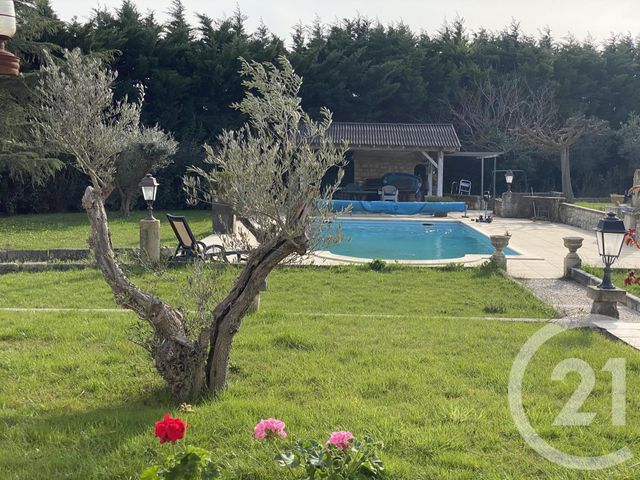maison à vendre - 8 pièces - 230.28 m2 - GRAVESON - 13 - PROVENCE-ALPES-COTE-D-AZUR - Century 21 Arelate Immo maison à vendre - 8 pièces - 230.28 m2 - GRAVESON - 13 - PROVENCE-ALPES-COTE-D-AZUR - Century 21 Arelate Immo