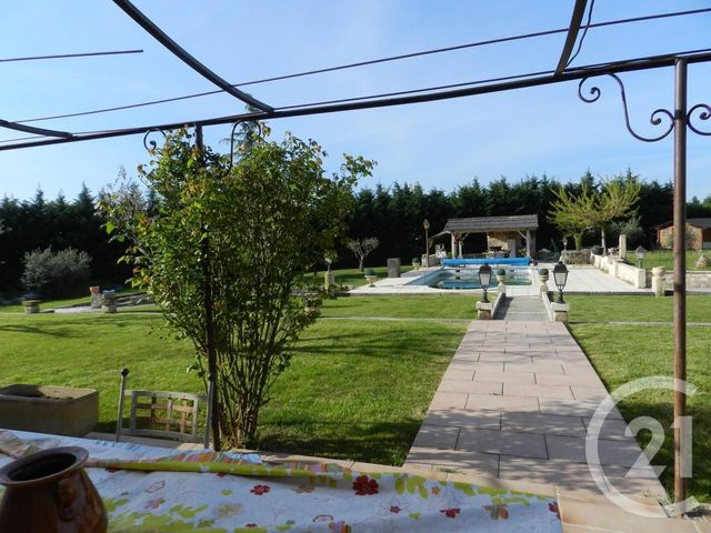 maison à vendre - 8 pièces - 230.28 m2 - GRAVESON - 13 - PROVENCE-ALPES-COTE-D-AZUR - Century 21 Arelate Immo maison à vendre - 8 pièces - 230.28 m2 - GRAVESON - 13 - PROVENCE-ALPES-COTE-D-AZUR - Century 21 Arelate Immo