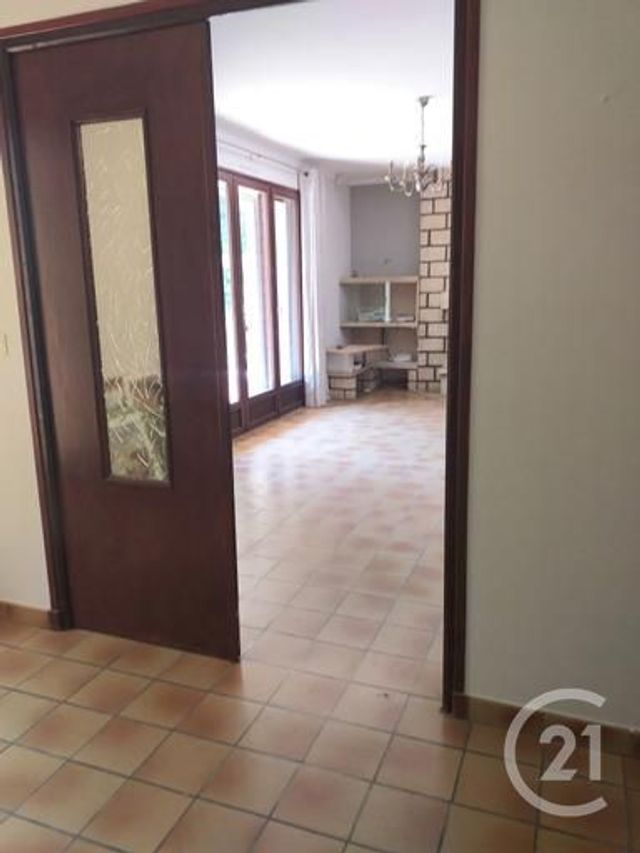 Afficher la photo en grand maison à vendre - 4 pièces - 98.76 m2 - BELLEGARDE - 30 - LANGUEDOC-ROUSSILLON - Century 21 Arelate Immo