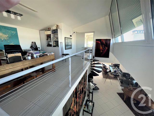 Afficher la photo en grand Appartement F5 à vendre - 5 pièces - 200.9 m2 - ARLES - 13 - PROVENCE-ALPES-COTE-D-AZUR - Century 21 Arelate Immo