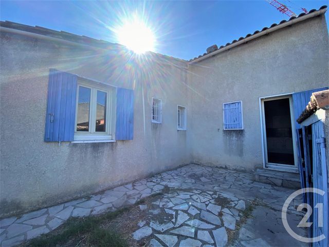 Afficher la photo en grand maison à vendre - 5 pièces - 98.94 m2 - ARLES - 13 - PROVENCE-ALPES-COTE-D-AZUR - Century 21 Arelate Immo
