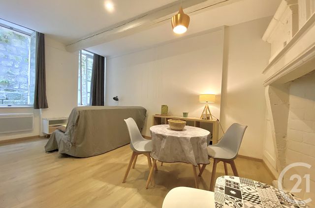 Studio à louer - 1 pièce - 25.68 m2 - ARLES - 13 - PROVENCE-ALPES-COTE-D-AZUR - Century 21 Arelate Immo