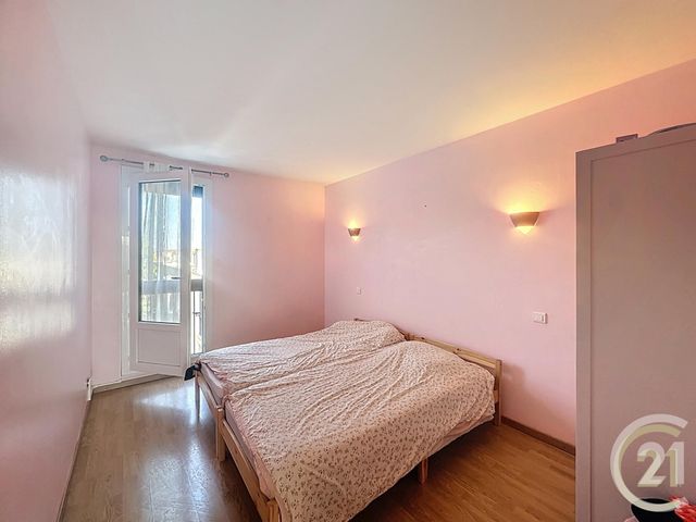 Appartement T4 à vendre - 4 pièces - 73.4 m2 - ARLES - 13 - PROVENCE-ALPES-COTE-D-AZUR - Century 21 Arelate Immo