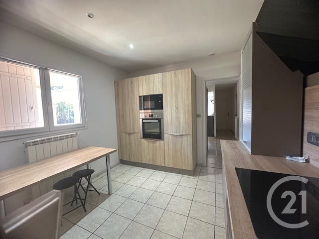 Afficher la photo en grand maison à vendre - 5 pièces - 120.0 m2 - ARLES - 13 - PROVENCE-ALPES-COTE-D-AZUR - Century 21 Arelate Immo