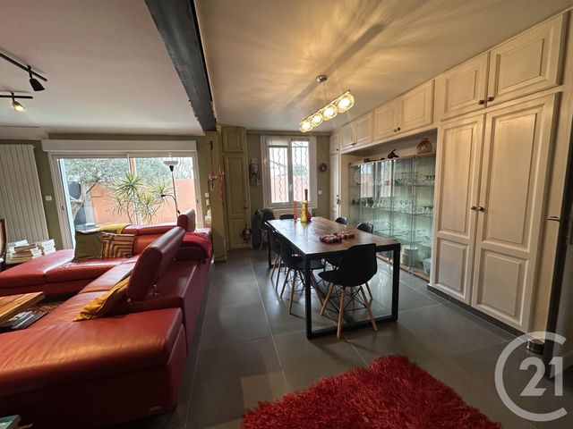 Afficher la photo en grand maison à vendre - 7 pièces - 180.0 m2 - ARLES - 13 - PROVENCE-ALPES-COTE-D-AZUR - Century 21 Arelate Immo