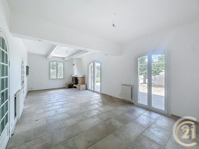 Afficher la photo en grand maison à vendre - 6 pièces - 119.78 m2 - ARLES - 13 - PROVENCE-ALPES-COTE-D-AZUR - Century 21 Arelate Immo