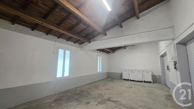 Afficher la photo en grand maison à vendre - 6 pièces - 119.78 m2 - ARLES - 13 - PROVENCE-ALPES-COTE-D-AZUR - Century 21 Arelate Immo