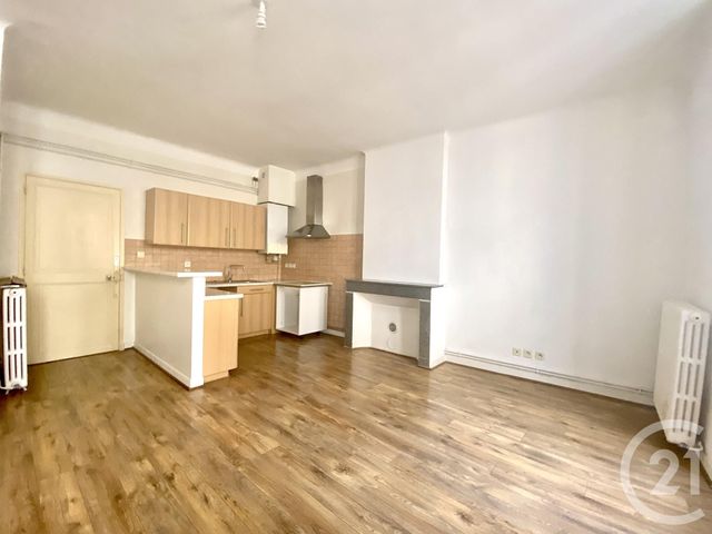 Appartement T3 à louer - 3 pièces - 59.57 m2 - ARLES - 13 - PROVENCE-ALPES-COTE-D-AZUR - Century 21 Arelate Immo