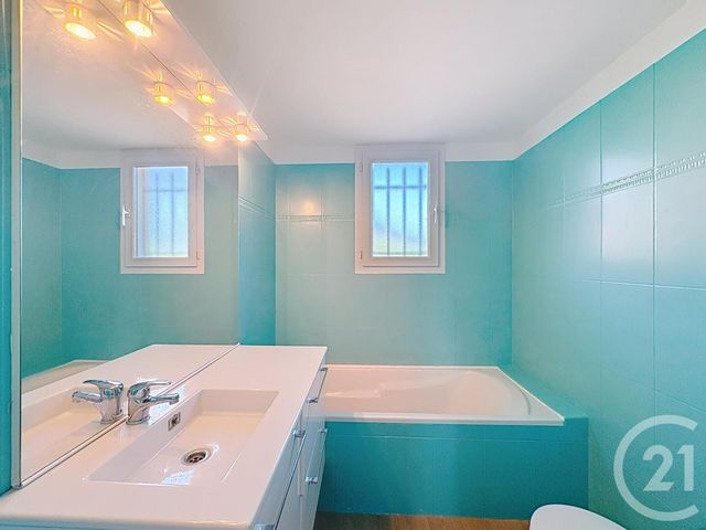 Afficher la photo en grand maison à vendre - 3 pièces - 56.79 m2 - ARLES - 13 - PROVENCE-ALPES-COTE-D-AZUR - Century 21 Arelate Immo