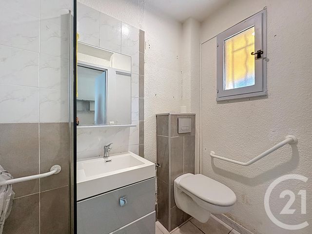 Appartement Studio à vendre - 1 pièce - 21.8 m2 - ARLES - 13 - PROVENCE-ALPES-COTE-D-AZUR - Century 21 Arelate Immo