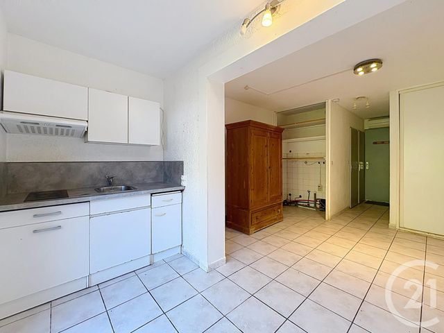Appartement Studio à vendre - 1 pièce - 21.8 m2 - ARLES - 13 - PROVENCE-ALPES-COTE-D-AZUR - Century 21 Arelate Immo
