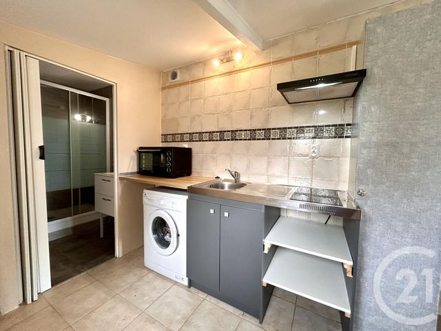 Appartement T2 à louer - 2 pièces - 38.72 m2 - ARLES - 13 - PROVENCE-ALPES-COTE-D-AZUR - Century 21 Arelate Immo