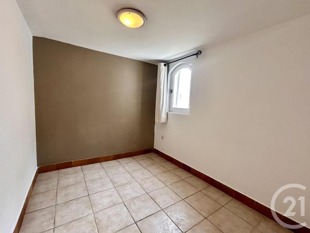 Appartement T2 à louer - 2 pièces - 38.72 m2 - ARLES - 13 - PROVENCE-ALPES-COTE-D-AZUR - Century 21 Arelate Immo