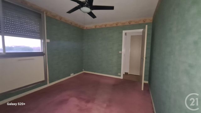 Appartement T3 à louer - 3 pièces - 61.9 m2 - ARLES - 13 - PROVENCE-ALPES-COTE-D-AZUR - Century 21 Arelate Immo