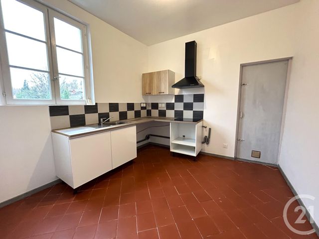 Appartement T2 à louer - 2 pièces - 50.0 m2 - ARLES - 13 - PROVENCE-ALPES-COTE-D-AZUR - Century 21 Arelate Immo