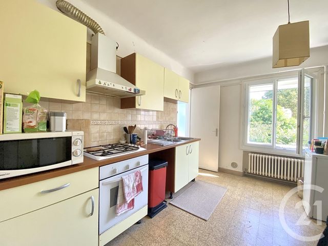 Appartement F4 à louer - 4 pièces - 112.62 m2 - ARLES - 13 - PROVENCE-ALPES-COTE-D-AZUR - Century 21 Arelate Immo