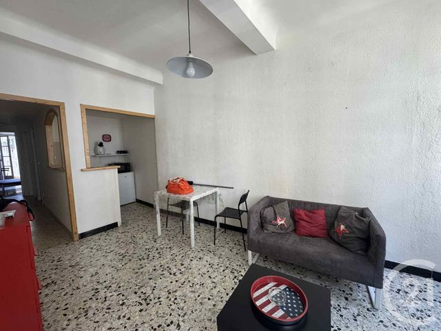 Appartement T2 à louer - 2 pièces - 35.0 m2 - ARLES - 13 - PROVENCE-ALPES-COTE-D-AZUR - Century 21 Arelate Immo