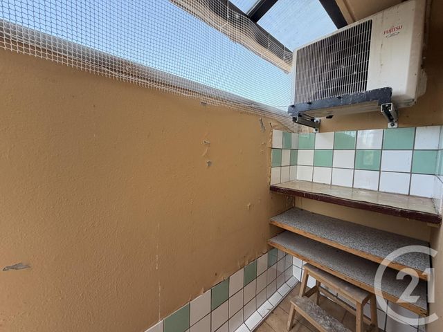 Appartement T4 à louer - 4 pièces - 73.4 m2 - ARLES - 13 - PROVENCE-ALPES-COTE-D-AZUR - Century 21 Arelate Immo