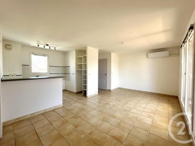 Appartement T3 à louer - 3 pièces - 60.65 m2 - ARLES - 13 - PROVENCE-ALPES-COTE-D-AZUR - Century 21 Arelate Immo