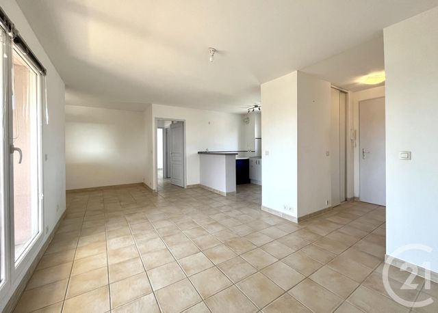 Appartement T3 à louer - 3 pièces - 60.65 m2 - ARLES - 13 - PROVENCE-ALPES-COTE-D-AZUR - Century 21 Arelate Immo
