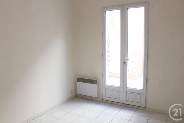 Appartement F3 à louer - 3 pièces - 67.4 m2 - ARLES - 13 - PROVENCE-ALPES-COTE-D-AZUR - Century 21 Arelate Immo