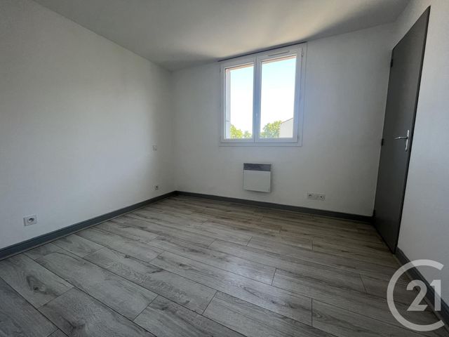 Appartement F3 à louer - 3 pièces - 58.4 m2 - ARLES - 13 - PROVENCE-ALPES-COTE-D-AZUR - Century 21 Arelate Immo
