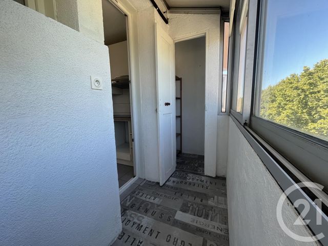 Appartement F3 à louer - 3 pièces - 58.4 m2 - ARLES - 13 - PROVENCE-ALPES-COTE-D-AZUR - Century 21 Arelate Immo