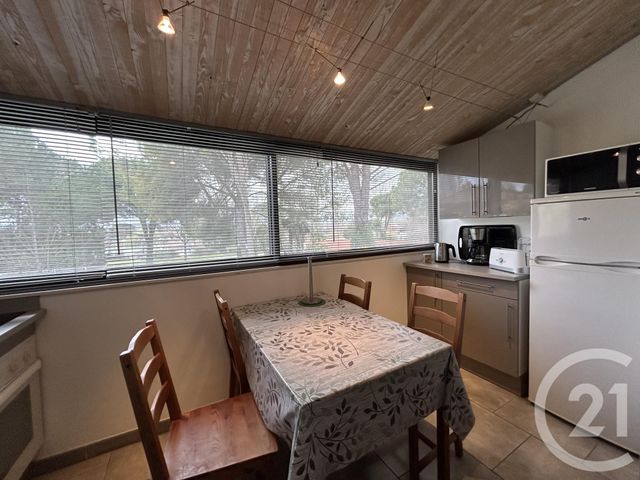 Appartement Studio à louer - 1 pièce - 28.02 m2 - ARLES - 13 - PROVENCE-ALPES-COTE-D-AZUR - Century 21 Arelate Immo