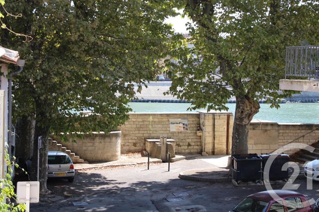 Appartement F4 à louer - 5 pièces - 95.0 m2 - ARLES - 13 - PROVENCE-ALPES-COTE-D-AZUR - Century 21 Arelate Immo