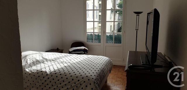Appartement F4 à louer - 5 pièces - 95.0 m2 - ARLES - 13 - PROVENCE-ALPES-COTE-D-AZUR - Century 21 Arelate Immo